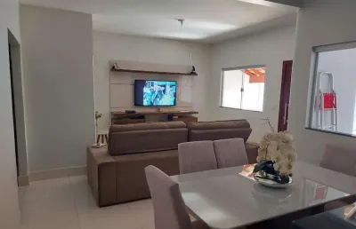 Casa para venda em uberlândia, santa mônica, 3 dormitórios, 1 suíte, 2 banheiros, 4 vagas