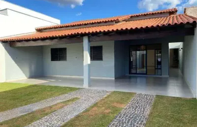 Casa para venda em uberlândia, alto umuarama, 3 dormitórios, 1 suíte, 2 banheiros, 1 vaga