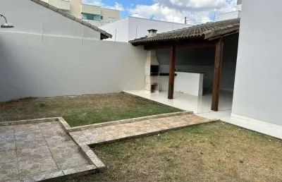 Casa para venda em uberlândia, granada, 3 dormitórios, 1 suíte, 1 banheiro, 2 vagas