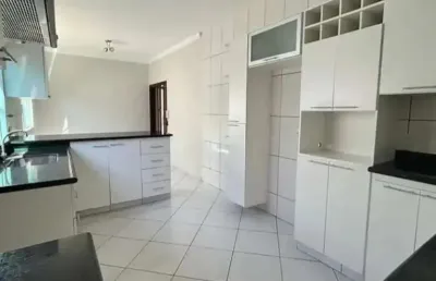 Casa para venda em uberlândia, nova uberlândia, 3 dormitórios, 1 suíte, 1 banheiro, 2 vagas