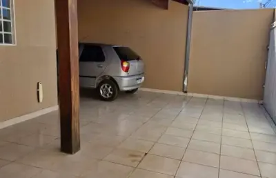 Casa para venda em uberlândia, nova uberlândia, 3 dormitórios, 2 suítes, 1 banheiro, 2 vagas