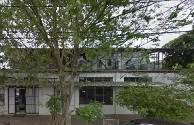 Excelente casa comercial com opção de moradia no segundo andar