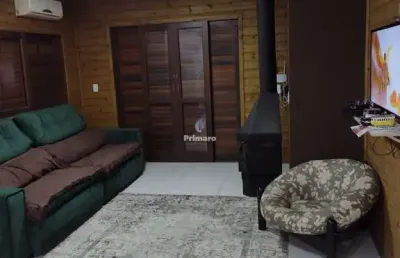 Casa mista a venda na primeira linha com 3 quartos sendo 1 suíte