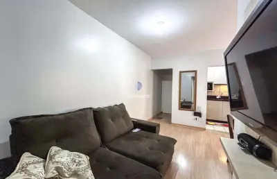 Apartamento de 2 quartos, 1 banheiro, 1 garagem, semimobiliado