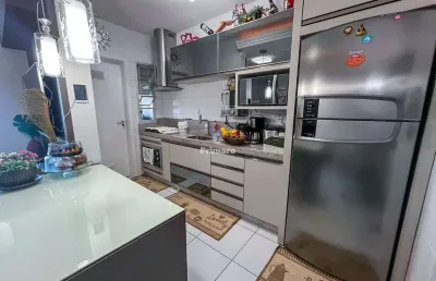 Apartamento 2 quartos com suíte, churrasqueira a carvão