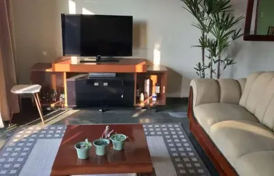 Apartamento à venda com 98m², 2 dormitórios, 2 vagas, 400 mt da praia, caiçara, praia grande, sp