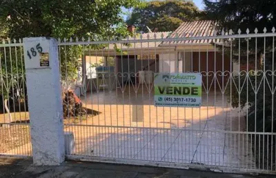 Casa com 3 quartos à venda na Vila A, Foz do Iguaçu 