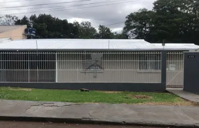 Casa com 2 quartos para alugar no Jardim Naipi, Foz do Iguaçu 