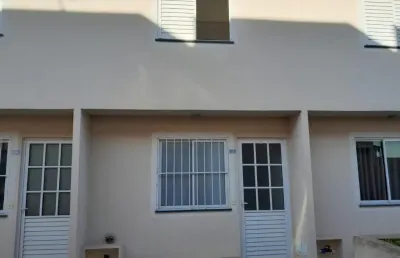 Casa para venda possui 65 metros quadrados com 2 quartos em jardim guarujá - são paulo