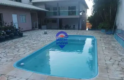 Casa com 3 quartos à venda na avenida sidney, glória, macaé, 500 m2 por r$ 1.700.000