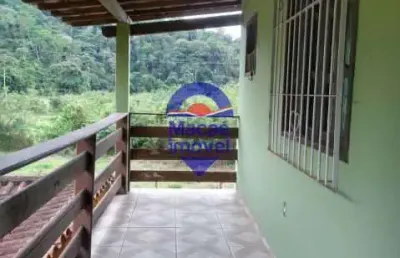 Casa com 2 quartos à venda na rua areia branca, areia branca, macaé, 70 m2 por r$ 250.000