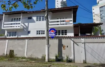 Casa com 3 quartos à venda na rua andréa lima, glória, macaé, 192 m2 por r$ 800.000