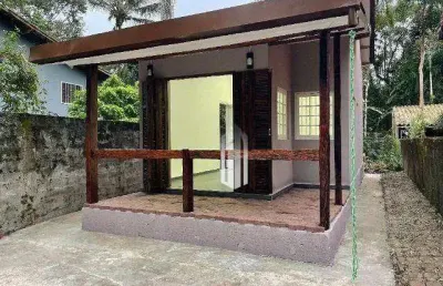 Casa em condomínio fechado em camburi, são sebastião-sp