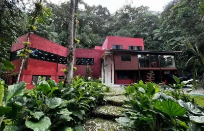 Lindo sobrado em condomínio fechado com 4 suítes à venda, 3.524m² por r$  1.320.000 - b una - são sebastião/sp