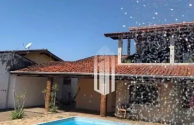 Casa com piscina e edícula no pontal de santa marina - caraguatatuba/sp