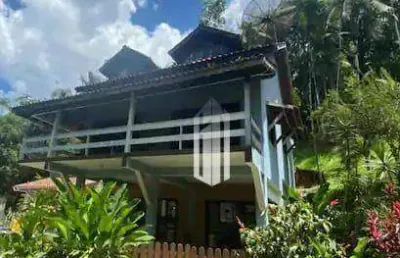 Imóvel comercial/residêncial de grande potencial  de retorno financeiro em ubatuba aceita permuta.