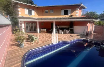 Sobrado em martim sá com projeto diferenciado e localização privilegiada