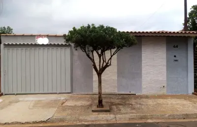 Edícula para venda em araras, ytamarati, 1 dormitório, 2 banheiros, 4 vagas