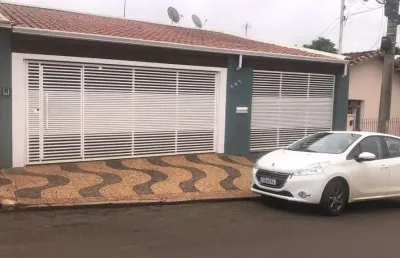 Casa para venda em leme, centro, 3 dormitórios, 1 suíte, 3 banheiros, 2 vagas