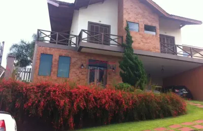 Linda casa á venda com 350 m²  estilo rústico de alto padrão - condomínio água v