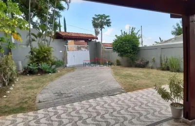 Linda casa com 3 dormitórios. sendo 2 suites em uma ótima localização de atibaia