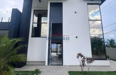 Descubra o requinte e o conforto neste magnífico lar situado no condomínio altos