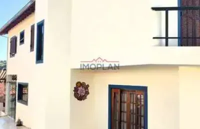 Casa em atibaia no chácaras brasil, 03 dormitórios.