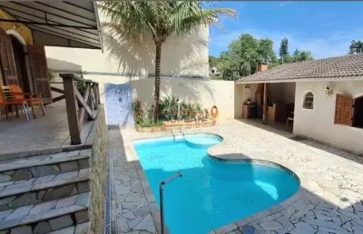 Em atibaia, jardim paulista, localizado em um excelente bairro residencial a ape