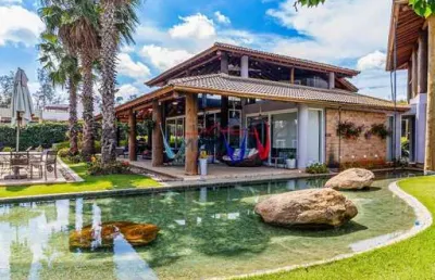Casa com 5 suítes em um dos melhores condomínios de atibaia