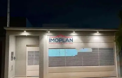 Casa à venda  com 3 dormitórios 1 suíte com 130 m² com churrasqueira em ótima lo