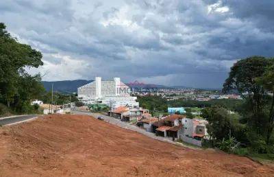Terreno à venda no Jardim Santo Antônio, Atibaia 