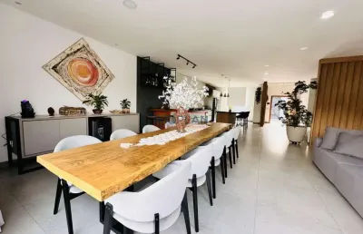 Casa com 4 quartos à venda no Jardim Paulista, Atibaia 