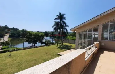 Mansão no condominio palavra da vida com vista para o lago!