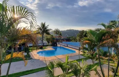 Chacara com 4 dorms e piscina -  venda total ou parcial