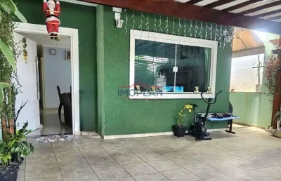 Casa térrea com 4 dormitórios no coração do nova atibaia!