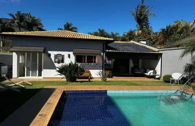 Casa térrea porteira fechada no condomínio flamboyant