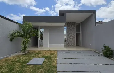 Casa plana com 3 suítes  acabamento de primeira linha em messejana