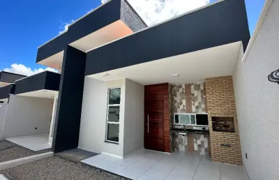 Casa plana com 3 quartos  há 2 minutos da mister hull