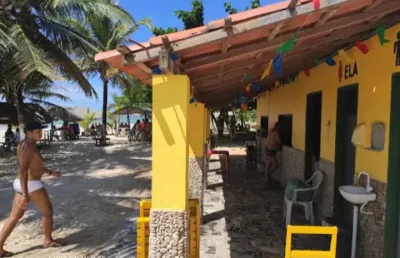 Vende - se barraca de praia com mais 9 mini apartamentos na colônia de férias