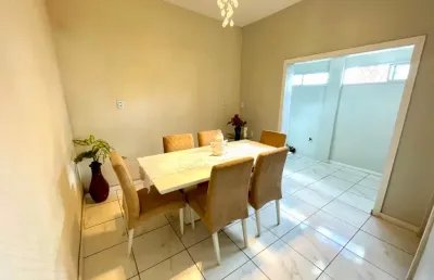 Casa com 4 quartos à venda na Rua Santa Catarina, 52, Pan Americano, Fortaleza