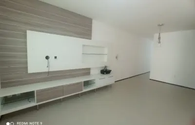 Casa plana com e suites, energia solar e planejados na lagoa redonda