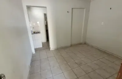 Casa com ponto comercial na av, francisco sá, para quem quer investir e morar