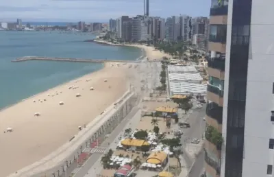 Vende - se apartamento na cobertura com piscina privativa no meireles com 8 suítes