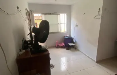 Apartamento com 2 quartos à venda na Rua 2, 77, Itaperi, Fortaleza