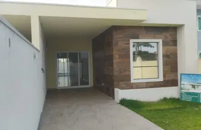 Linda residência de alto padrão a 150 metros da praia