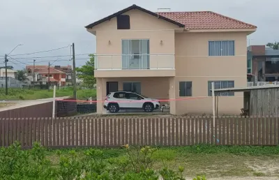 Sobrado frente para o mar para locação diária em balneario coroados