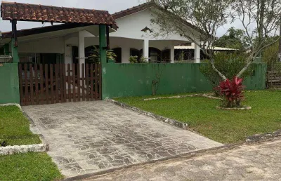 Casa à venda em guaratuba, balneário coroados, com 3 quartos, 720m²