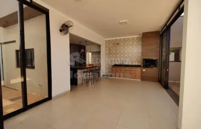 Recanto do lago casa com 3 dormitórios e área de lazer com piscina.