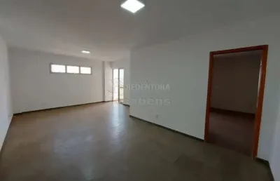 Centro - apartamento com 03 dormitórios e 01 vaga de garagem