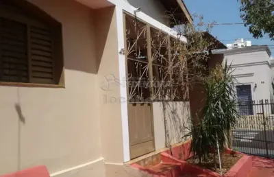 Vila fioreze - uma quadra da av alberto andaló, em esquina - 3 casas em um mesmo lote, frente 3 dorms, fundos 1 dorm cada